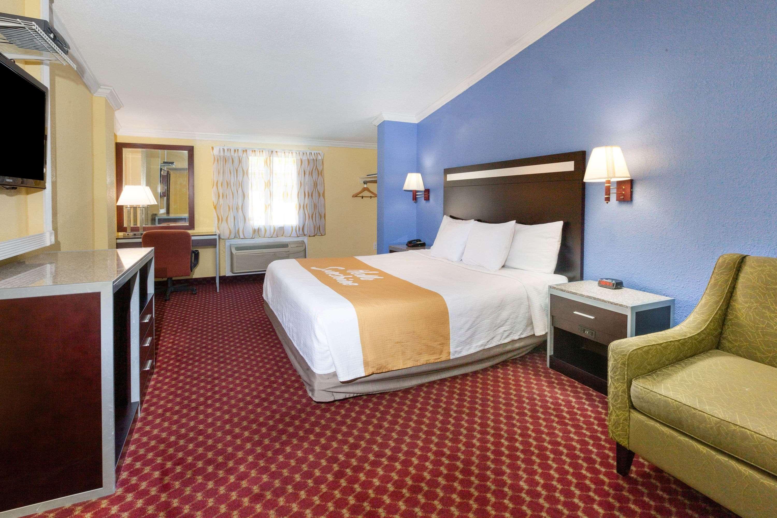 Days Inn By Wyndham Nanuet / Spring Valley Eksteriør billede
