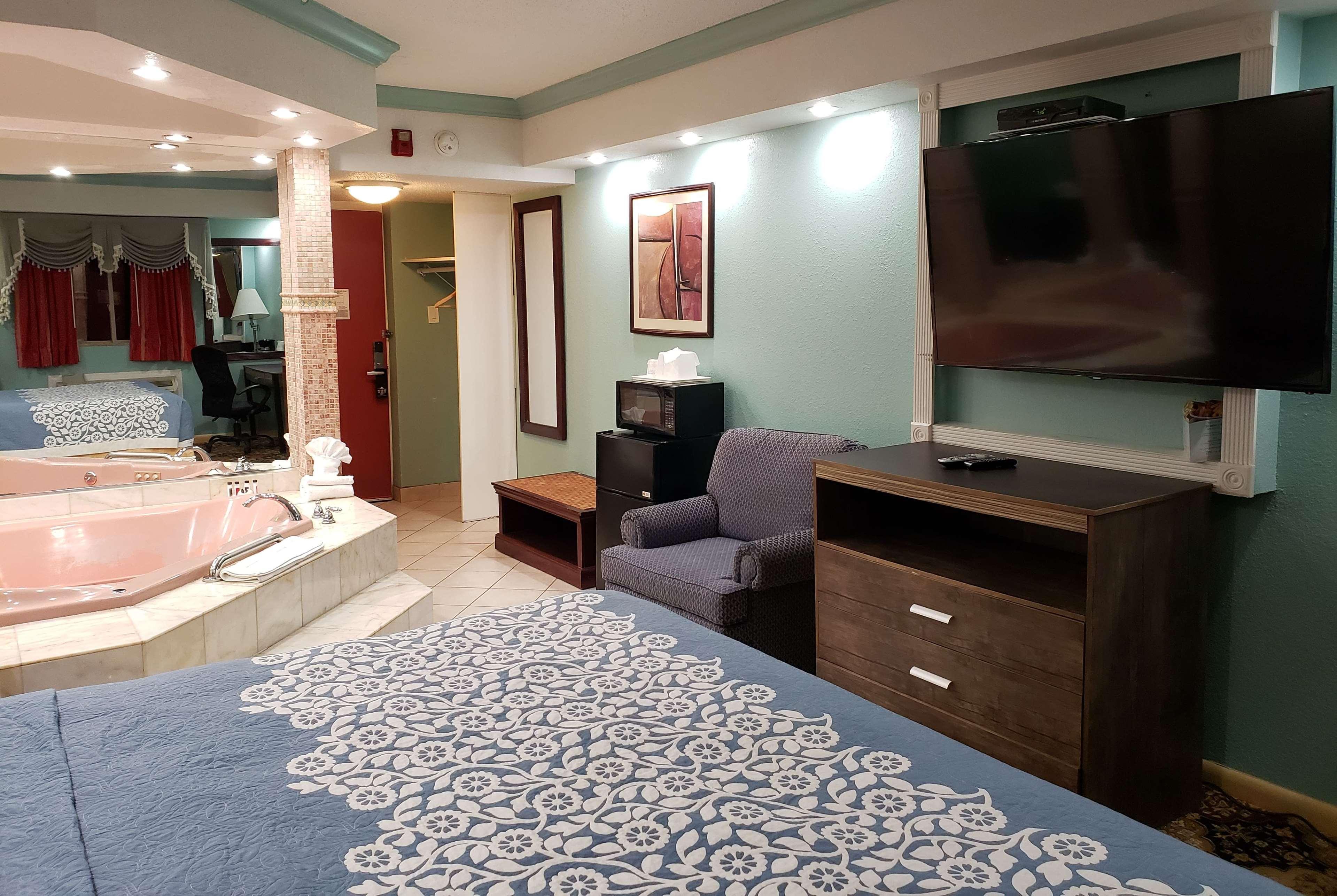 Days Inn By Wyndham Nanuet / Spring Valley Eksteriør billede